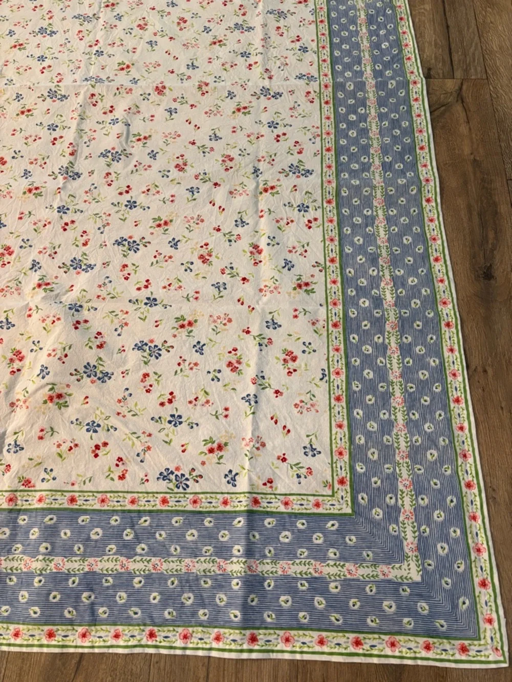 World Market 60x86” Floral Block Print Cotton Tablecloth Blue Red Cottage
